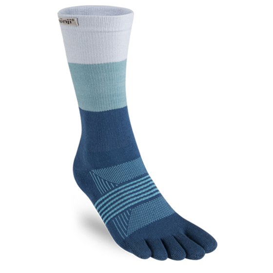 injinji trail midweight crew women's sock avalanche